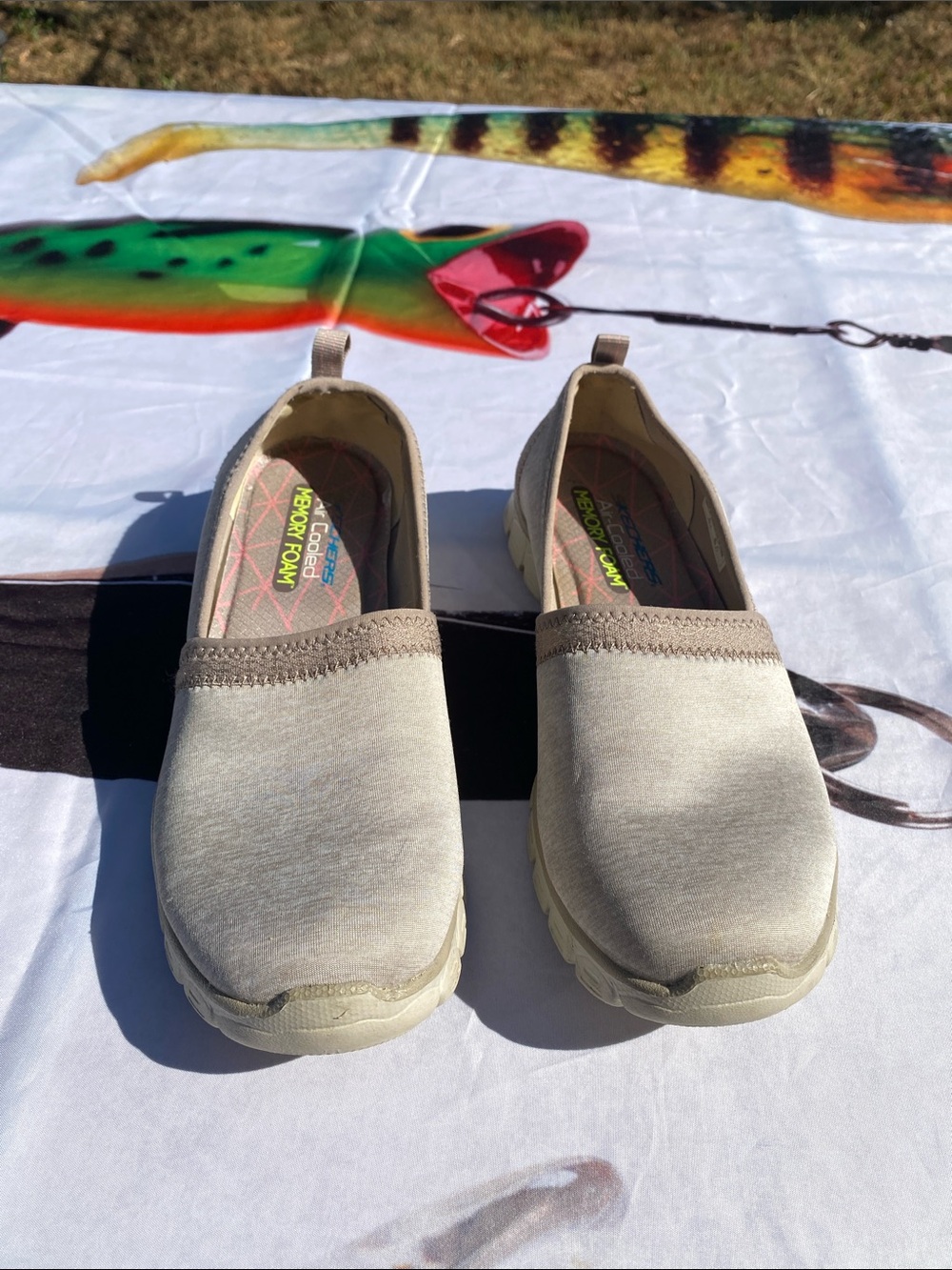 Skechers Air-Cooled Memory Foam Slip-On Shoes Size 9